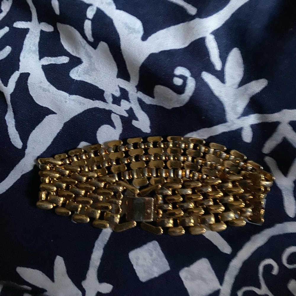Premier Designs Gold Bracelet